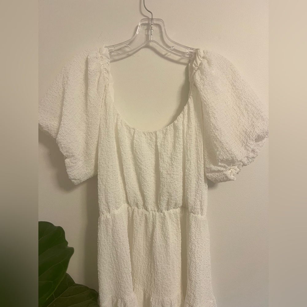 ASTR gauze crepe puff sleeve white midi - Picture 6 of 7